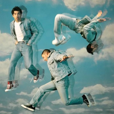 Jonas Brothers, Love Me To Heaven [📷: Jonas Brothers Recording, Limited Liability Company / Republic]