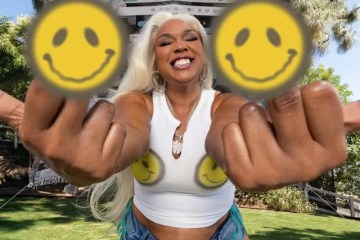 Lizzo, MY FACE HURTS FROM SMILING [📷: Nice Life Recording Company / Atlantic Recording Corporation]