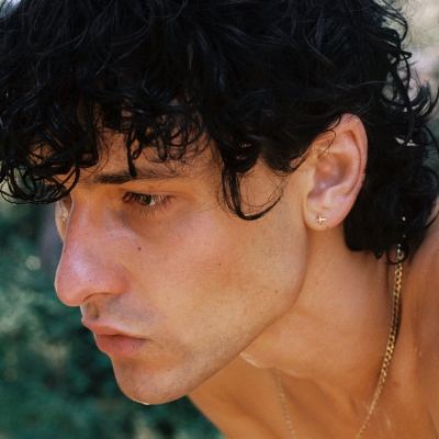 Noah Guy, It Must Be Love (EP)[📷: is it real LLC]